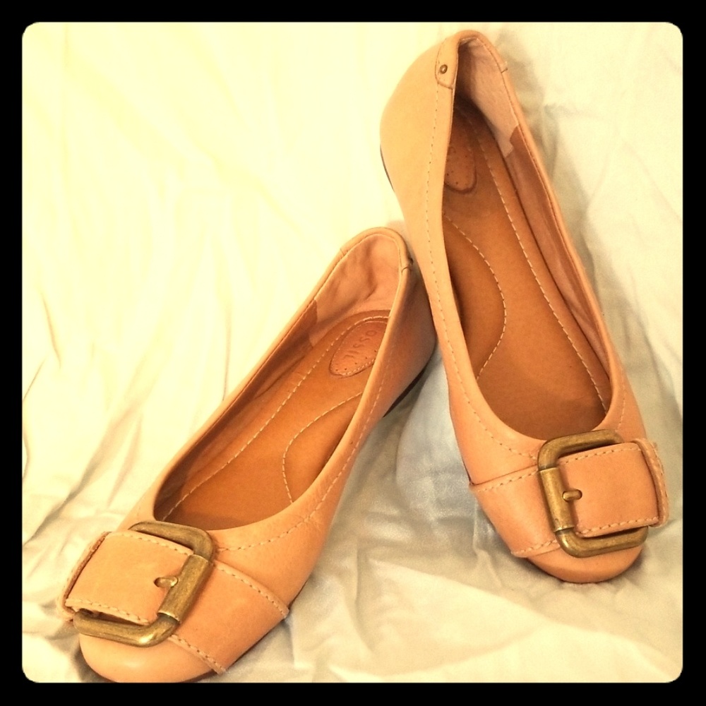 Fossil shoes